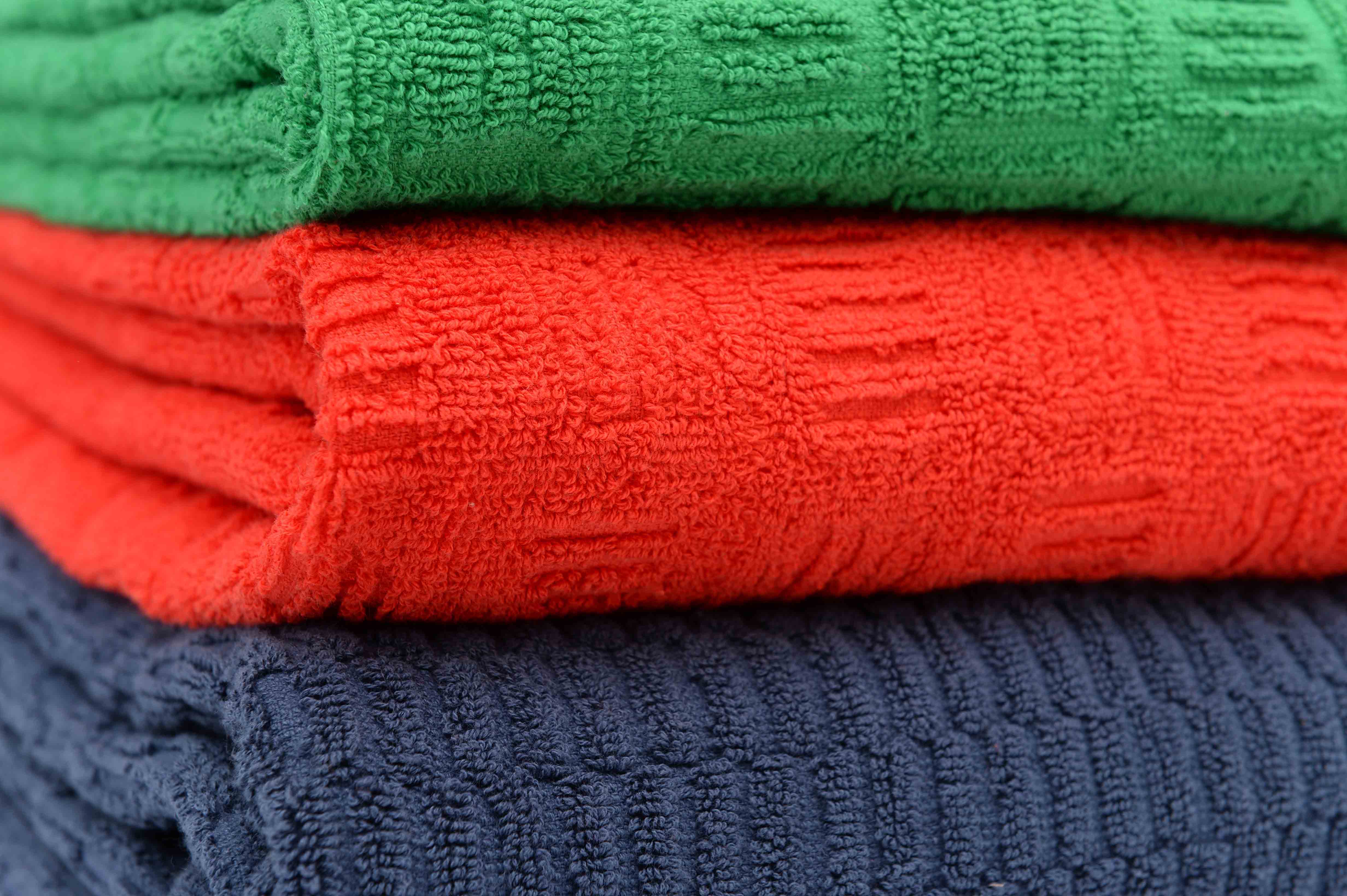 100% Cotton Thermal Blankets - British Wholesales